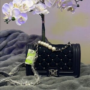 ✨ NWT Badgley Mischka Quilted Denim Pearl Strap Crossbody